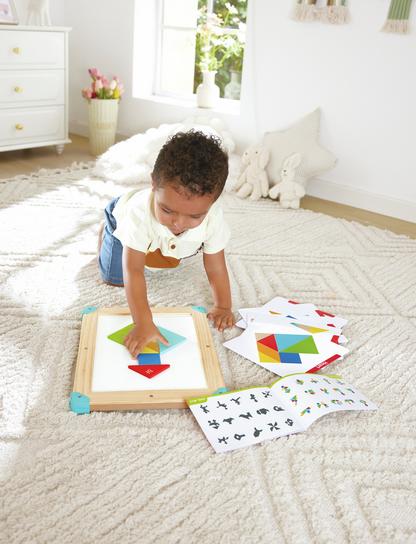 Laberinto Espacial y Tablero de Tangram