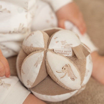 Pelota Montessori Rabbits